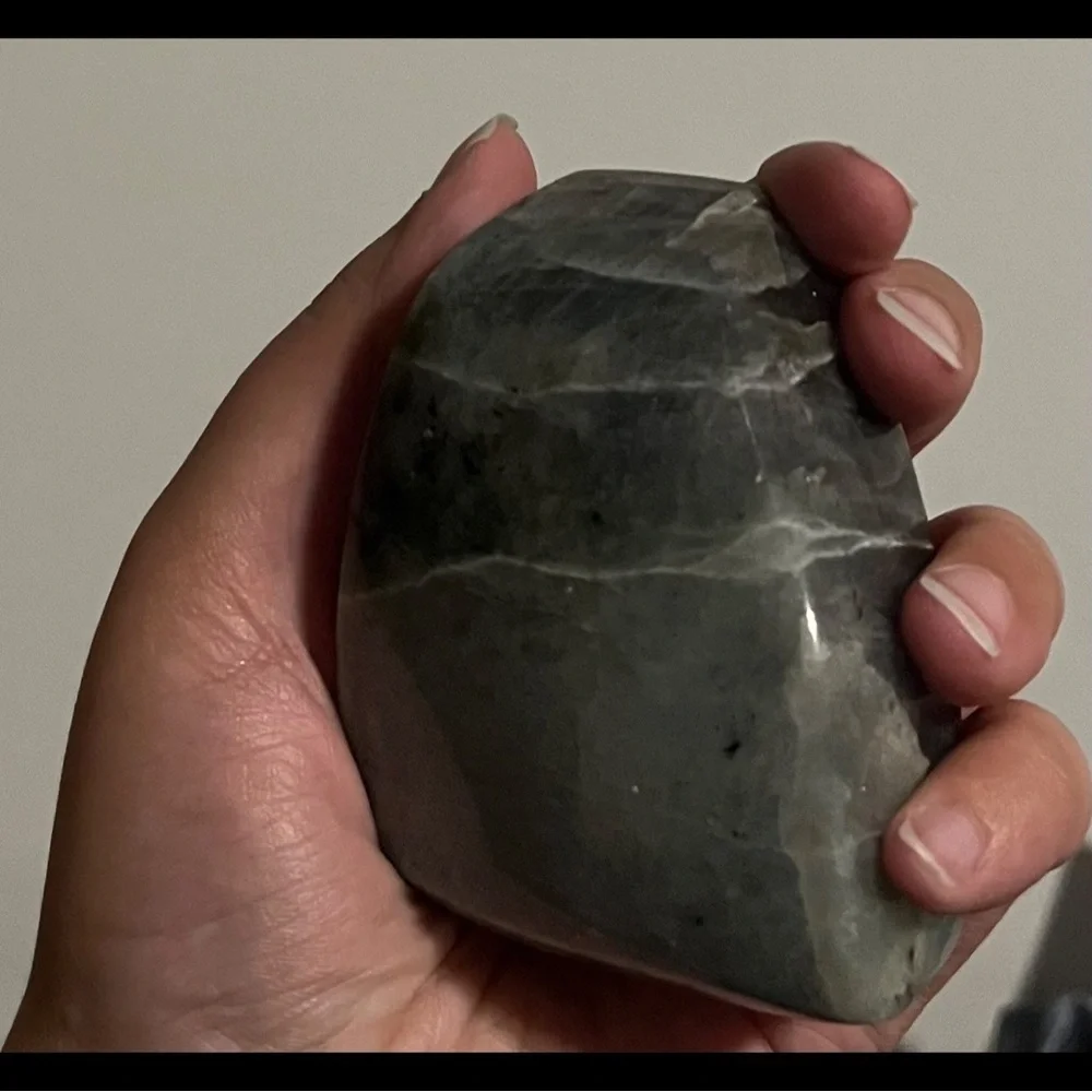 (RELISTED) OOAK Raspberry-Kiss Labradorite Freeform 💋 - Picture 8 of 15